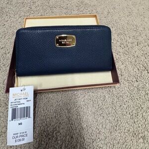 Michael Kors Navy Continental Wallet